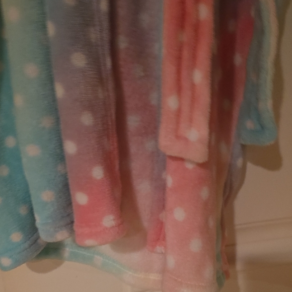 Gils' Bath Robe - Picture 5 of 11